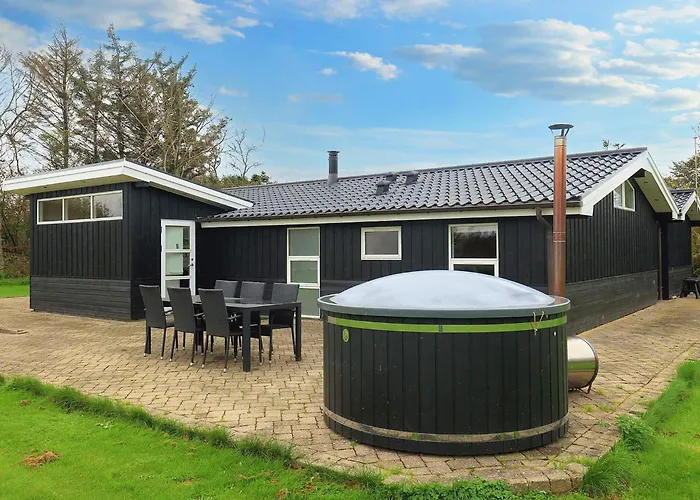 Semesterbostad 8 Person In Lokken-by Traum